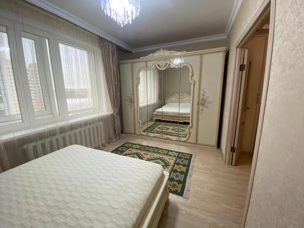 Luxury Apartment Near The Shopping Center Qazaqstan Astana Exterior foto