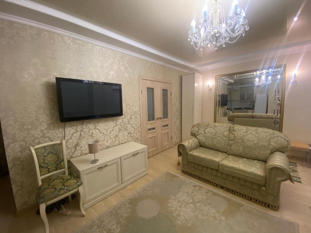 Luxury Apartment Near The Shopping Center Qazaqstan Astana Exterior foto